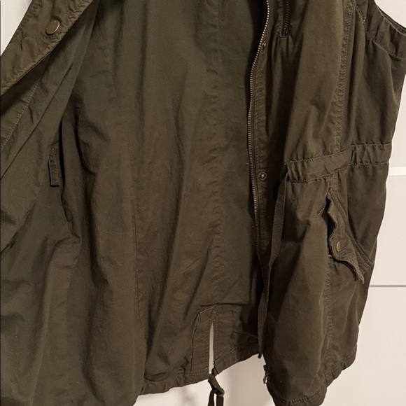 Express Women's Dark Olive Vest - Picture 8 of 10